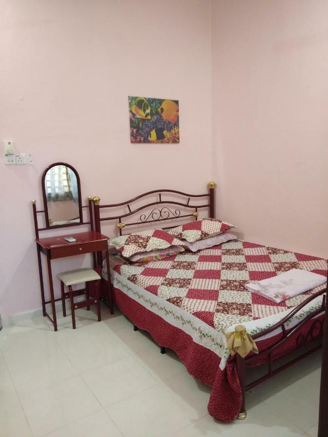 Davallia Homestay Dungun Exterior foto